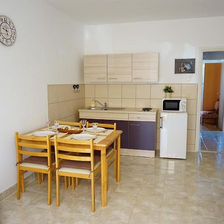 Apartment Jelena Fažana Esterno foto