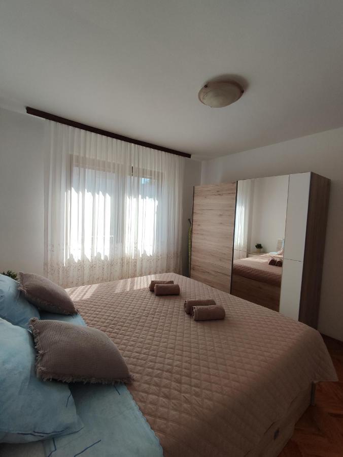Apartment Jelena Fažana Esterno foto