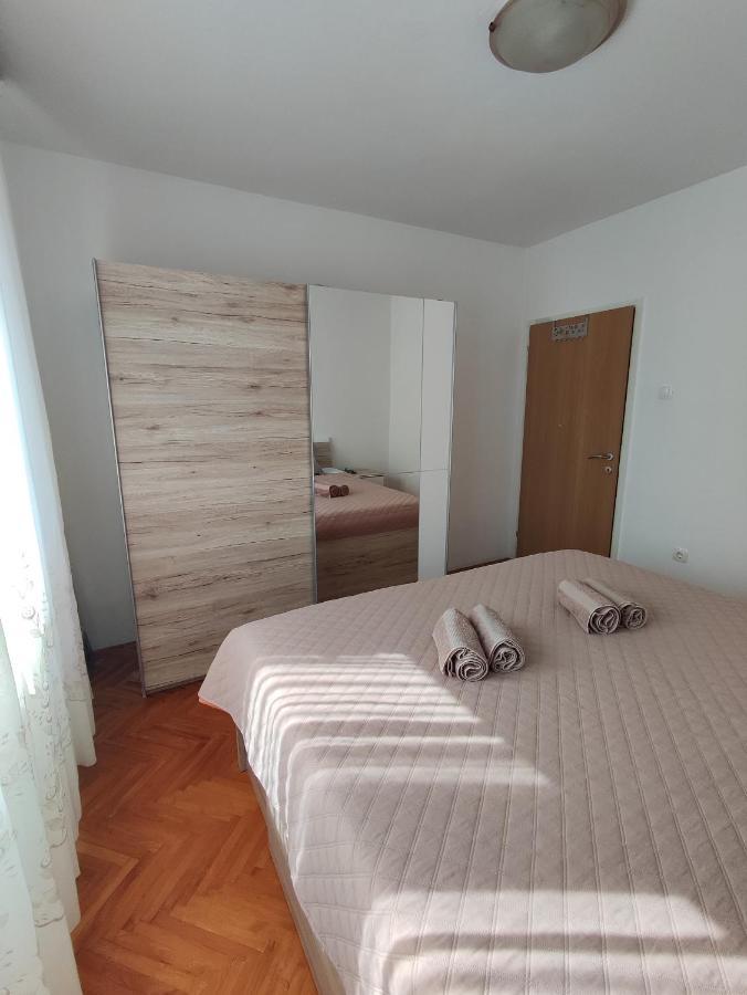 Apartment Jelena Fažana Esterno foto